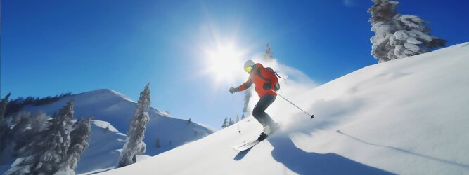 Trip Kanaren Reiseideen Skiurlaub - Die Berge der Alpen, tiefverschneite Landschaftsidylle, überwältigende Naturschönheiten, begeistern Skifahrer, Snowboarder und Wintersportler aller Couleur gleichermaßen wie Schneeschuhwanderer, Genießer und Ruhesuchende. Es ist still geworden, die Natur ruht sich aus, der Winter ist ins Land gezogen. Leise rieseln die Schneeflocken auf Wiesen und Wälder, die Natur sammelt Kräfte für das nächste Jahr. Eine Pferdeschlittenfahrt durch den Winterwald und über glitzernd kristallweiße Sonnen-Plateaus lädt ein, zu romantischen Träumereien, und ist Erholung für Körper & Geist & Seele. Verweilen in einer urigen Almhütte bei Glühwein & Jagertee & deftigen kulinarischen Köstlichkeiten. Die Freude auf den nächsten Winterurlaub ist groß.